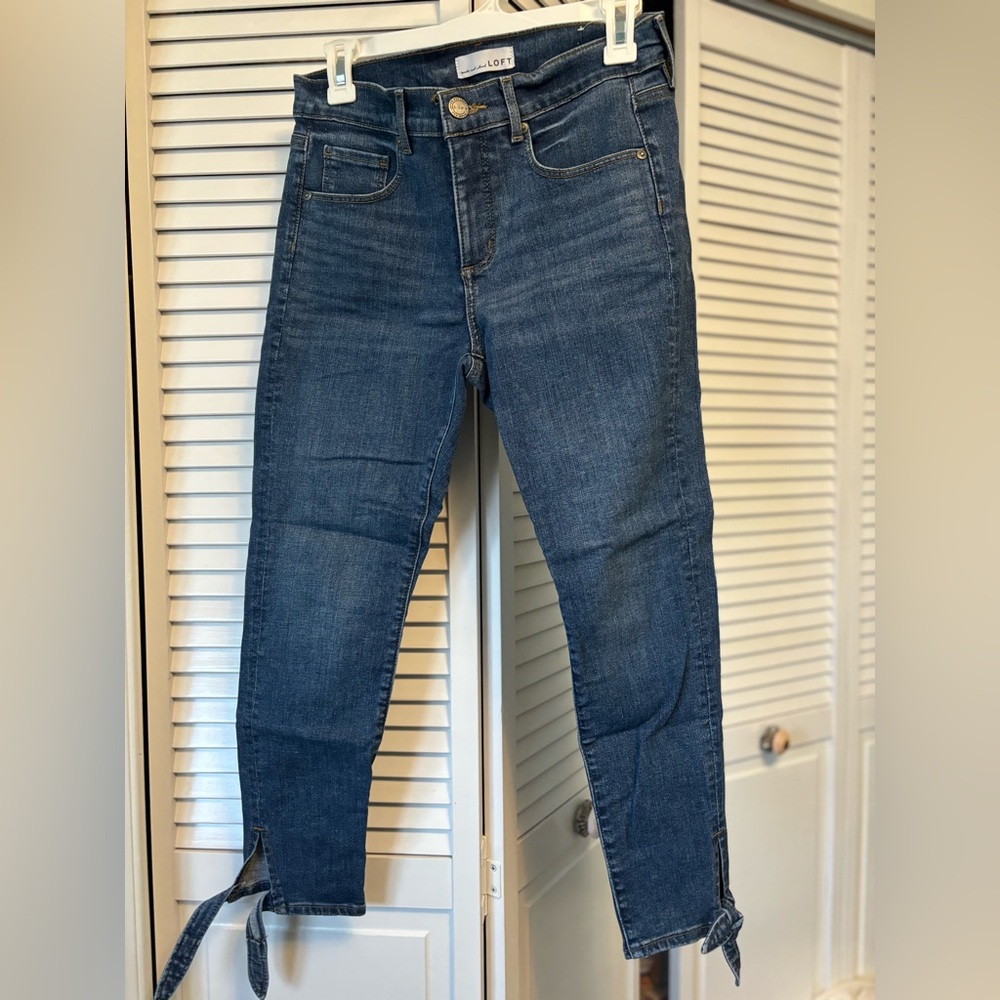 Loft jeans with bow at ankle petite